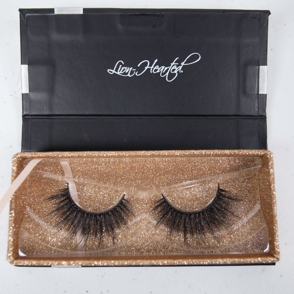 ASSORTED CREATIVE LASHES - Picture 15 of 16
